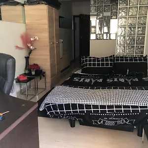 Ελέγξτε τη διαθεσιμότητα